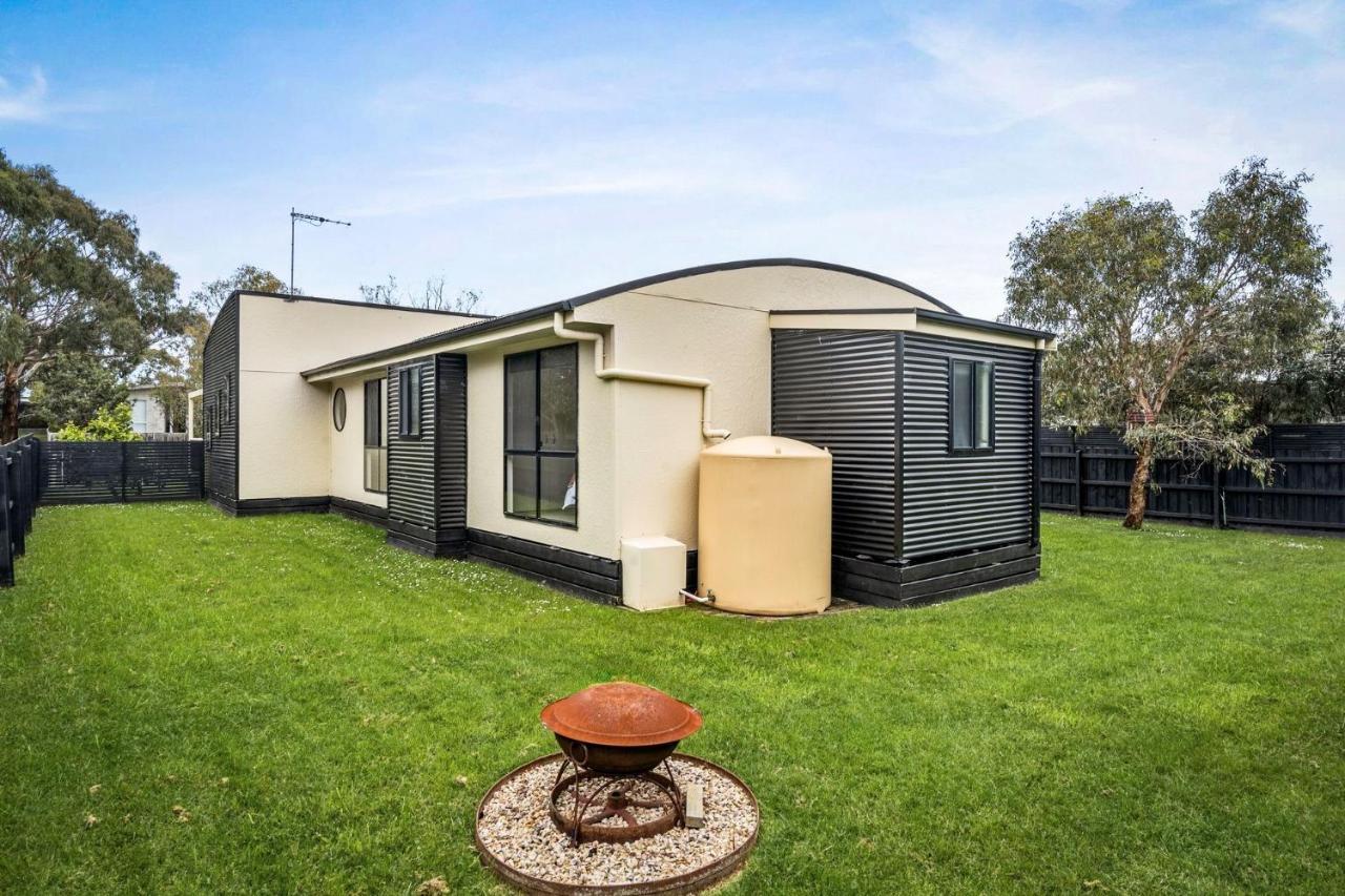 9 Kate Court, Cowes Villa Exterior photo